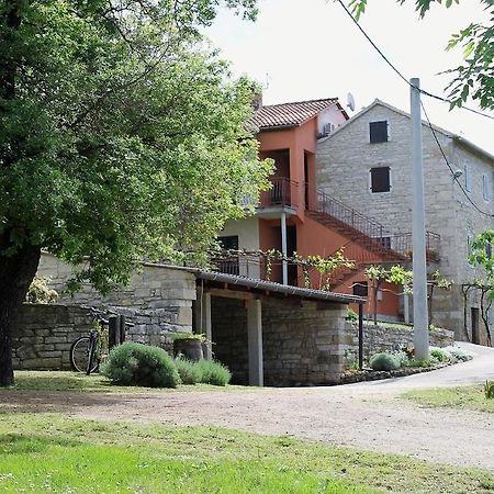 Apartments Mestri Groznjan Exterior photo